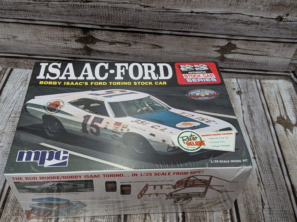 MPC Bobby Isaac Ford Torino Nascar Stock Car Plastic Model Kit