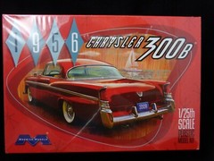 Moebius Models 1/25 1956 Chrysler 300B Plastic Model Kit 1207