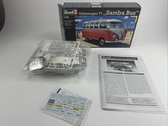 Revell Volkswagen T1 Samba Bus 1:24 Scale Plastic Model Kit 07399