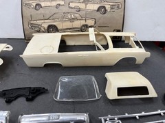 AMT 413 1963 Lincoln Continental Convertible Builder Annual Vintage KIT 1/25 McM
