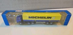 ROCO #1515 Magirus 310D Cab w/Michelin Covered Trailer “Blue & Yellow” 1:87