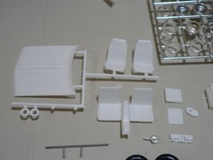 Vintage AMT 1969 Buick Wildcat 1/25 Model Kit Y916-200 New Open Box Parts