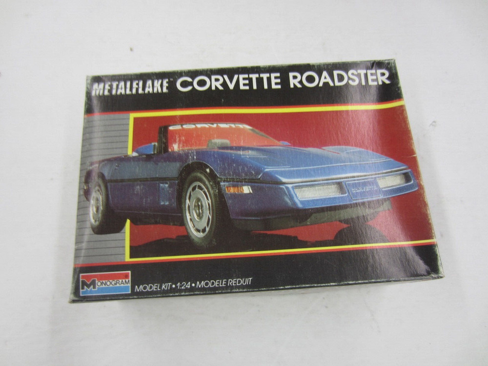 Monogram #2742 Metalflake CORVETTE ROADSTER 1/24 Model Kit Complete/Unbuilt