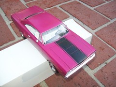 Revell 1970 Plymouth Road Runner Promo style model 1/24