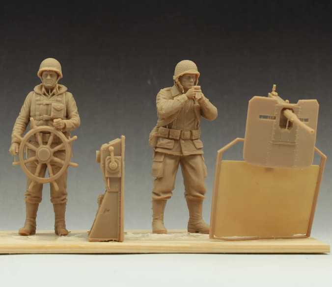 1/72/35/16 Resin US Landing Craft Crew Unpainted Unassembled