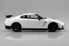 Aoshima 1/24 Snap NISSAN R35 SKYLINE GT-R Nismo 2017 Model Kit -WHITE-