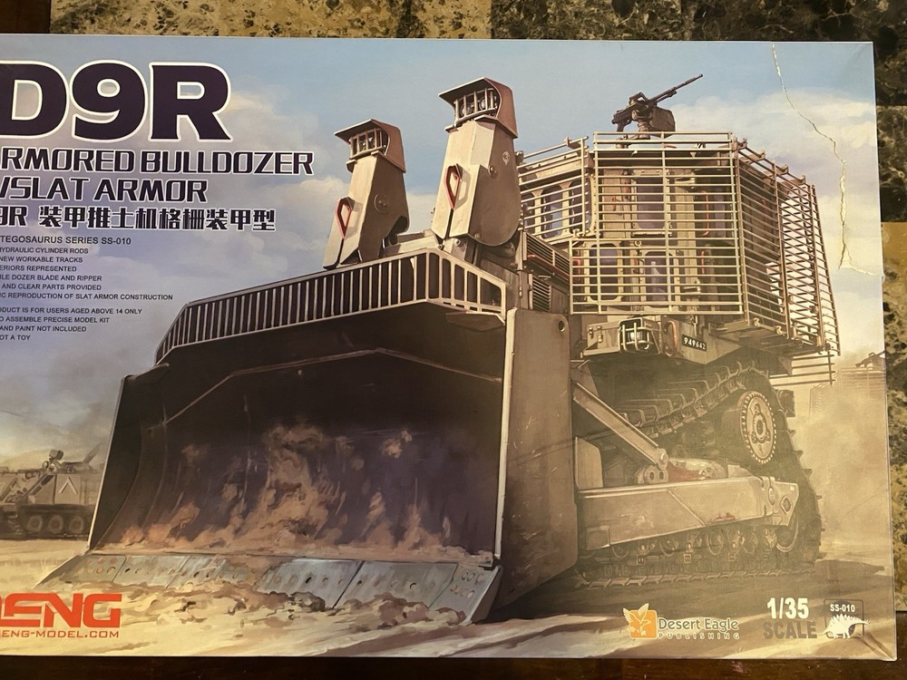 1/35 Meng D9S Bulldozer with Slat Armor Model Kit