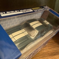 Revell ’67 Shelby Mustang GT500 Metal Body Factory Painted Kit 1/25 BLUE W/WHITE
