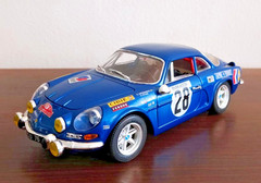 Burago 1:16 Model of Car Auto Renault Alpine A110-1600S Rallye Marrakech 1971