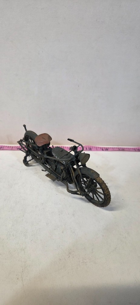 Militor Motorcycle WW1 US Army 1/16 Pro Built Painted Antique Vintage Motorcycle
