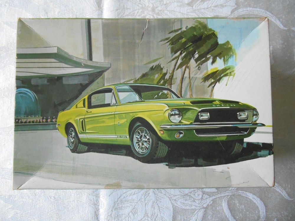 1968 Shelby Cobra GT500 AMT 1/25 kit number T296 200 with record inside vintage