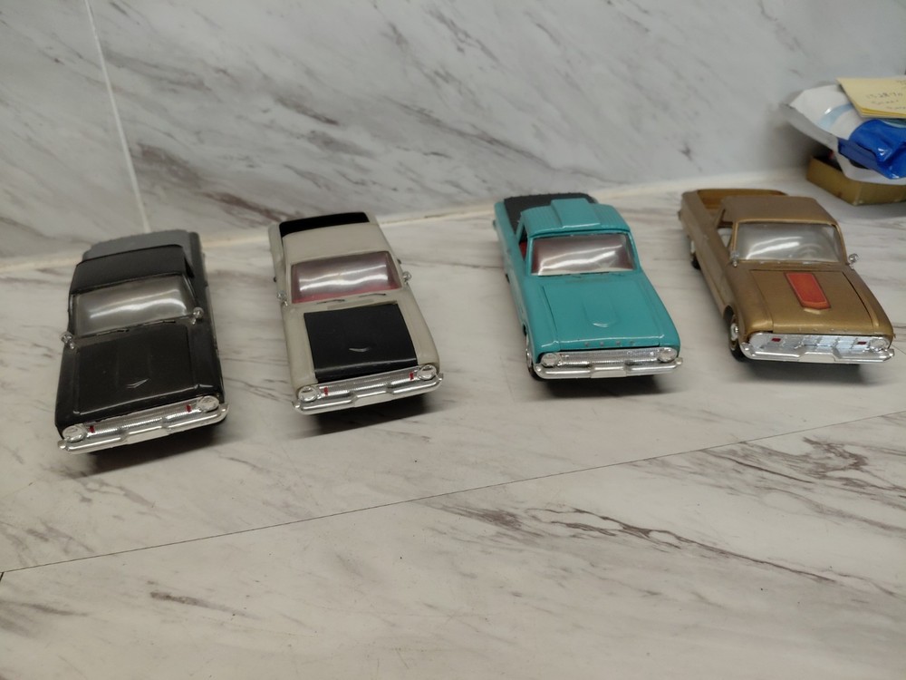 Model Junkyard/parts Plastic ,Nice Custom Race Car Lot Of 4 Ford Rancharo/pickup