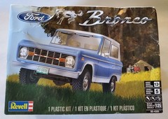 Revell Ford Bronco Kit #85-4320, New model, damaged packaging