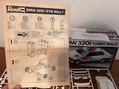 REVELL BMW 320i TURBO RALLY 1/25 Scale MODEL KIT 7213 – UNASSEMBLED