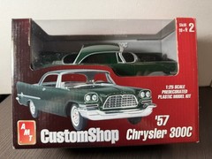 AMT Custom Shop 1957 Chrysler 300C 1/25