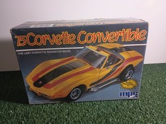 MPC ’75 Corvette Convertible 1:25 Plastic Model Kit Unassembled Not Painted 6360