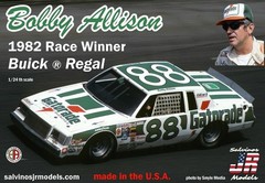 Salvino Allison 1982 Buick Regal Race Winner NASCAR Stock Car model kit 1/24