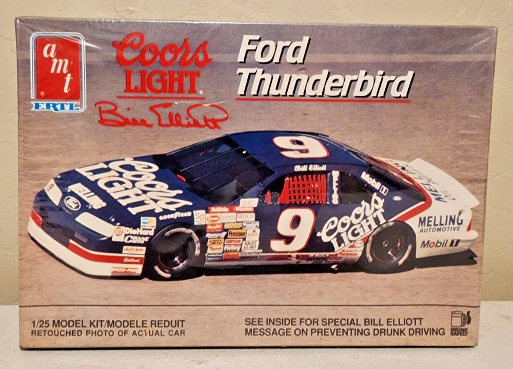 AMT #9 Coors Light Ford Thunderbird Bill Elliott Kit # 6740 Factory Sealed 1:25