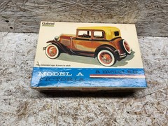 Vintage Gabriel Ford Model A Victoria Metal Model Car Kit 1:20 Scale