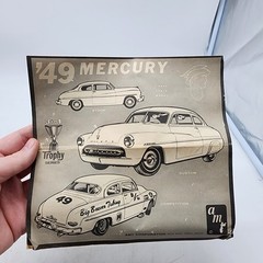UH AMT 1949 Mercury Club Coupe 1:25 Scale APPEARS COMPLETE 3 way Model Kit READ