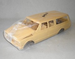 R&R Vacuum Craft 1972 Chevrolet Suburban 1/25 Resin kit