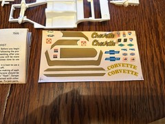 MPC 1975 Chevy Corvette Coupe Unbuilt Model Car Kit # 1-7505