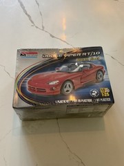 Monogram 1:25 Scale Dodge Viper RT/10 Dream Rides Sealed