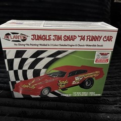 Model Kit 1974 Funny Car “Jungle Jim” (Snap-to-Build) 1/32 Scale Model by Atlan