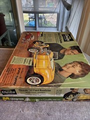 Vintage Monogram Big Deuce Classic ‘32 Ford Roadster Model Kit BOX ONLY