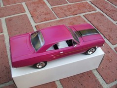 Revell 1970 Plymouth Road Runner Promo style model 1/24