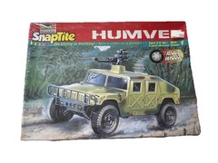 Revell Snaptite Military Humvee Hummer Model Kit # 85-1909 Factory Sealed Box