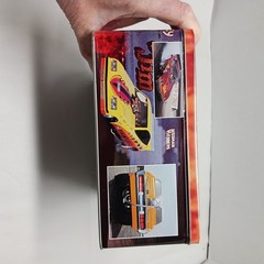 Revell 1/25 Roland Leong’s Hawaiian Fuel Funny Car Limited Edition Tin Kit…