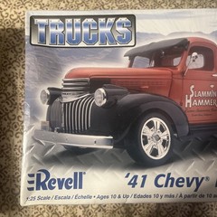 Revell Trucks ’41 Chevy Pickup 2’n 1 Model Kit 1/25 Slammin’ Hammer Kit NOB
