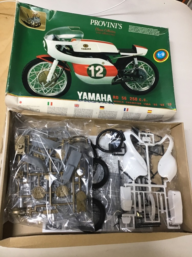 Protar 1/9 Scale Yamaha RD 56 250 c.c. World Champion model kit motorcycle