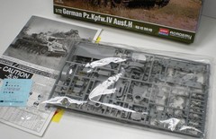 1/72 Scale German WWII Panzer IV, Ausf. H, Academy