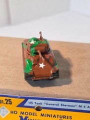 ROCO HO Minitanks Z-101.25 US Tank “General Sherman” M4A3 Customized Austria (C)