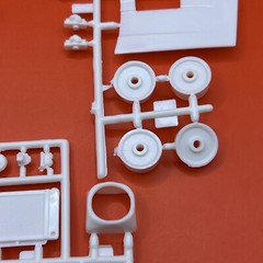 1968 Camaro Z/28 AMT Hood Wheels Engine Trans Headers Model Parts 1:25 New 10