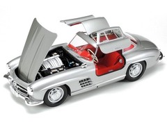 Tamiya 24338 Mercedes-Benz 300 SL 1/24 Scale Plastic Model Kit