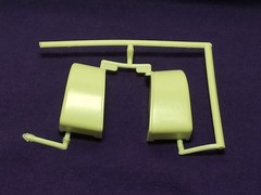 Diamond REO Truck Tractor FRONT FENDERS for 1:25 AMT Model Kit