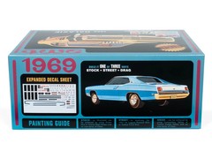 *AMT 1373 -1969 Ford Galaxie Hardtop 1:25 Scale Model Kit – Retro Deluxe Series