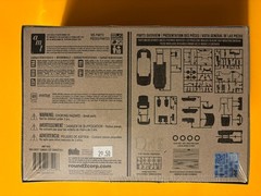 1996 CHEVROLET CAMARO Z28 CONVERTIBLE MODEL KIT 1/25 SCALE AMT ROUND 2 NEW LOOK!