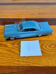 AMT 1965 FORD Galaxie 500 XL Promo Dealer Model 1:25 scale 8.25×3″