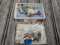 UPC Renault 1911′ Plastic Toy Car Model Kit Hong Kong