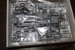 ICM Taxi da la Marne Sealed Inside 1/35