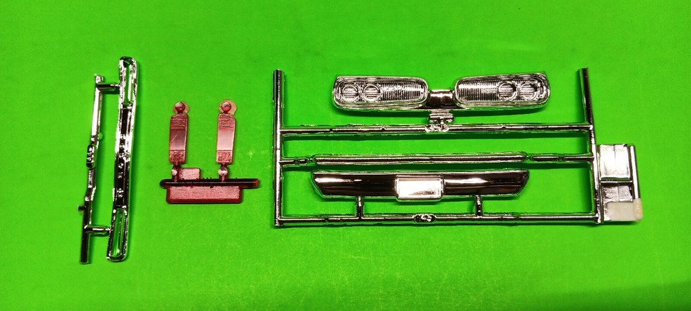 1970 Dodge Coronet Super Bee 1/25 MPC Front Bumper Grille Grill Tail Lights