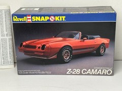 Revell 1981 Camaro Z-28 Convertible Model Kit with Box