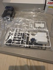 Aoshima 1/24 Toyota Hilux Custom Version 2 Hot Company