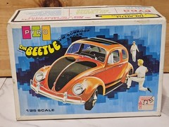 Vintage Pyro The Beetle V.W. Sun Roof Sedan, 1/25 model car kit, Build Started