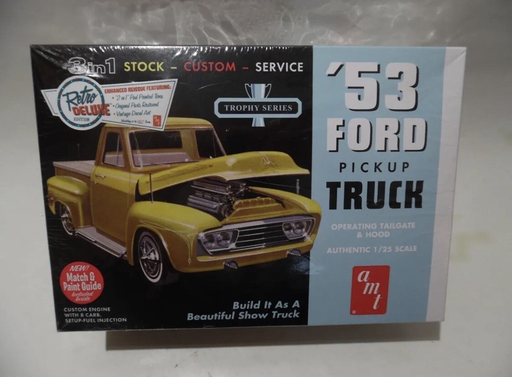 AMT ’53 Ford Pickup Truck 3 in 1 Retro Deluxe Trophy Series Kit AMT882