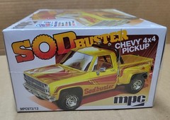 MPC Sod Buster 1981 Chevy 4X4 Stepside Pickup Truck Sealed Box 1:25 Kit 972